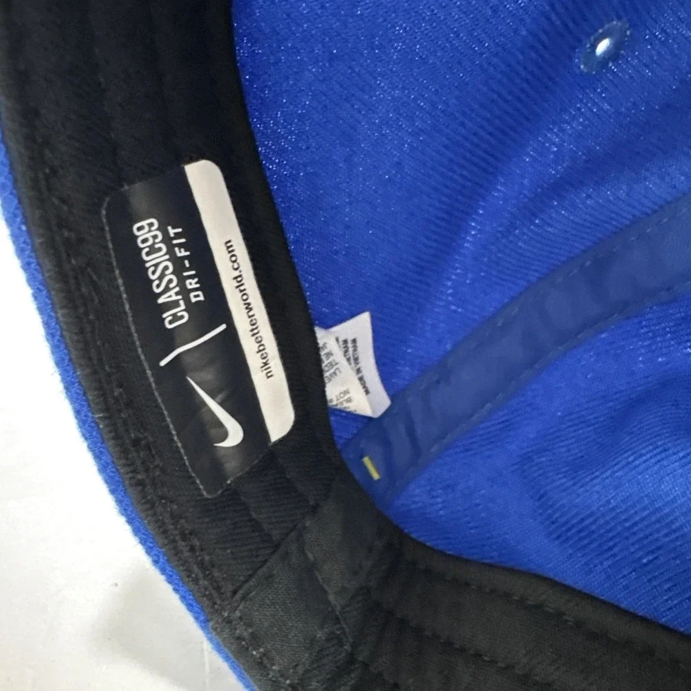 Boise State Broncos Stretch Fit Size M/L Hat Nike Dri-Fit Classic 99 Cap ‎ NCAA